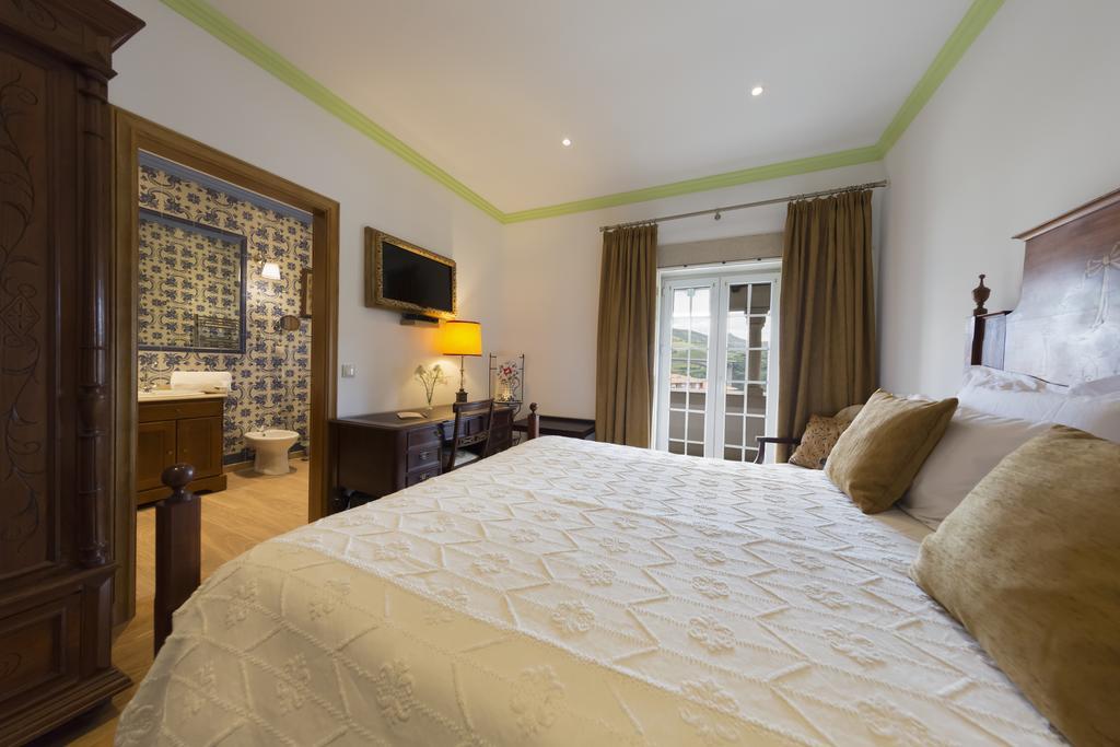 Casa De Sao Domingos Bed & Breakfast เปโซดาเรกวา ภายนอก รูปภาพ