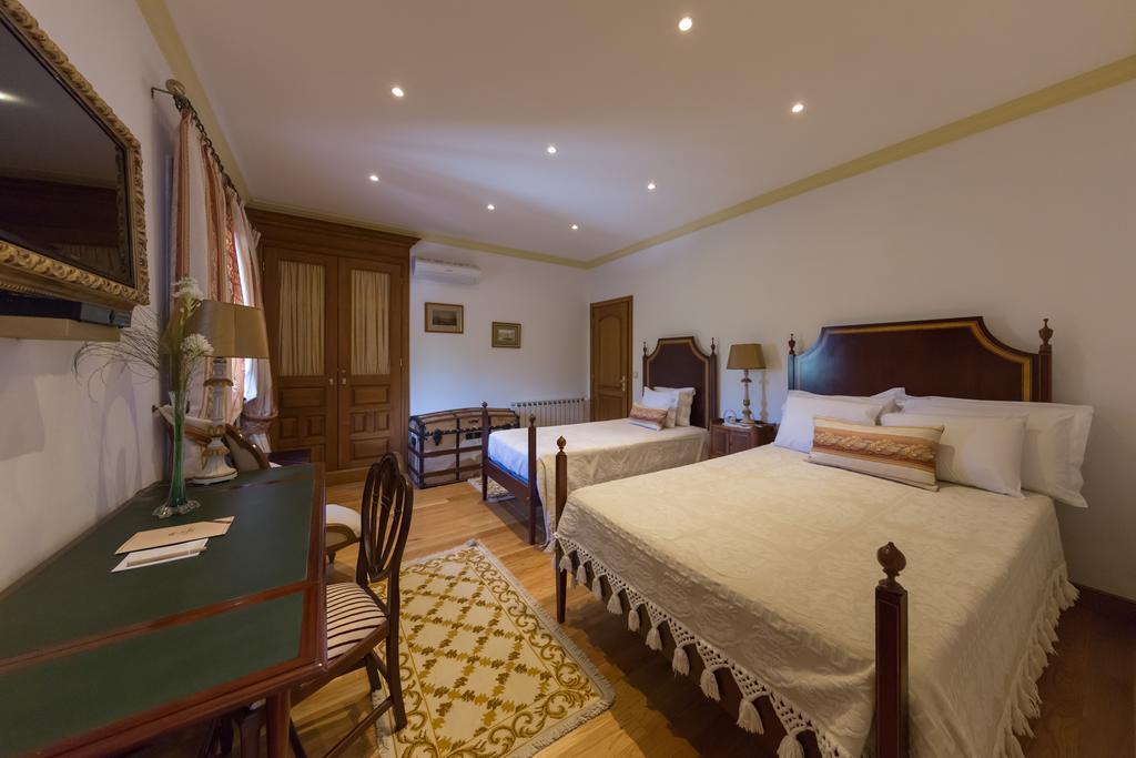Casa De Sao Domingos Bed & Breakfast เปโซดาเรกวา ภายนอก รูปภาพ